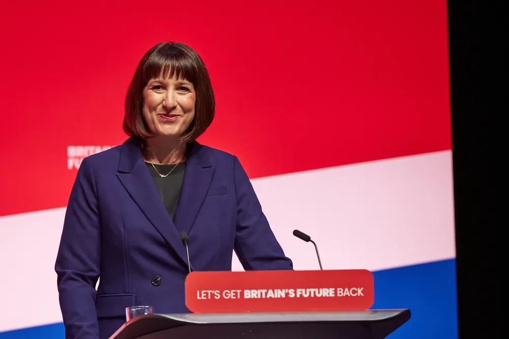 Economists welcome UK Chancellor Reeves' growth plans amid concerns