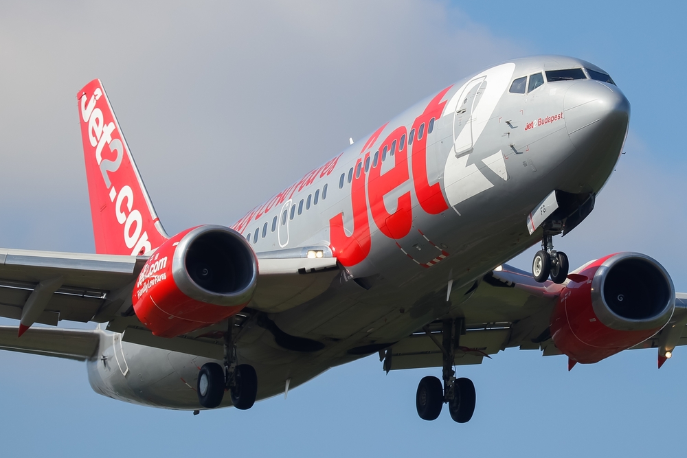 Jet2 expects to exceed annual market expectations; reinstates dividend
