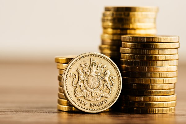 TRADING UPDATES: Helios Underwriting plans to raise GBP13.5 million