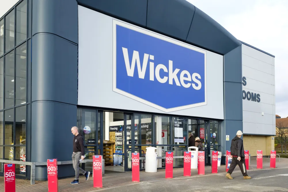 Wickes hails warmer weather boosting retail sales in spring